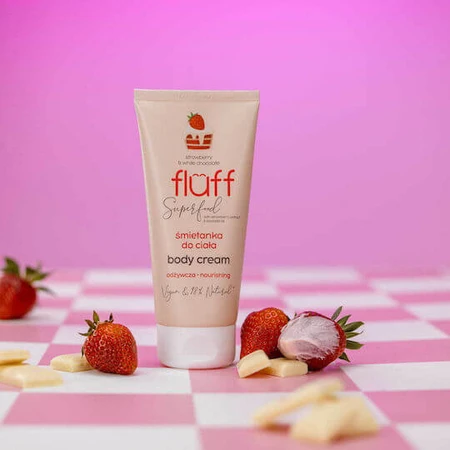 Fluff Crema Hidratante Regeneradora de Fresa y Chocolate Blanco 150ml