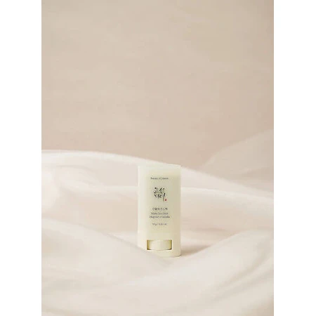 Beauty of Joseon Matte Sun Stick Sunscreen Face and Body SPF50 18gr