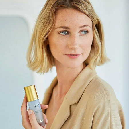 Isdin Concetrate Hydraterend en Anti-Ageing Gezichtsserum met Hyaluronzuur voor Revitalisatie 30ml