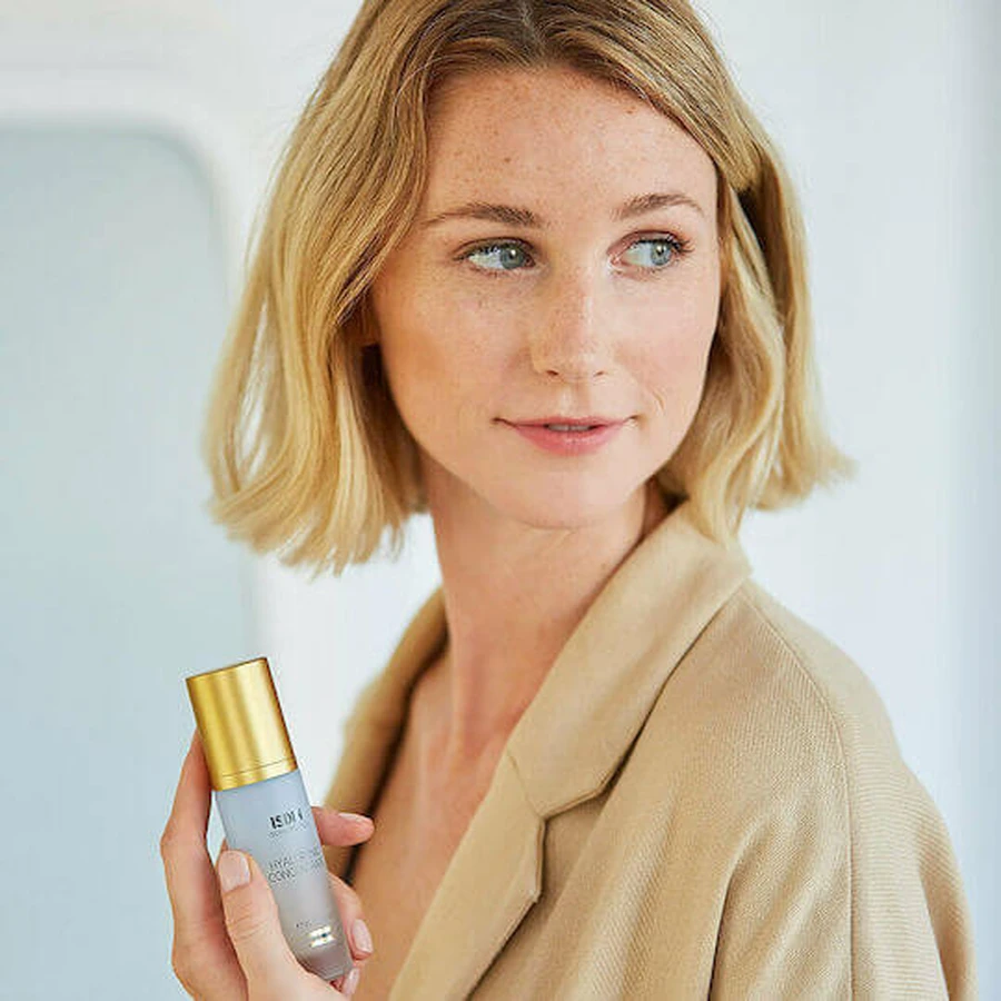 Isdin Concetrate Hydraterend en Anti-Ageing Gezichtsserum met Hyaluronzuur voor Revitalisatie 30ml