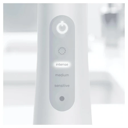 Oral-B AquaCare Pro-Expert Series 6, irrigator with OxyJet technology