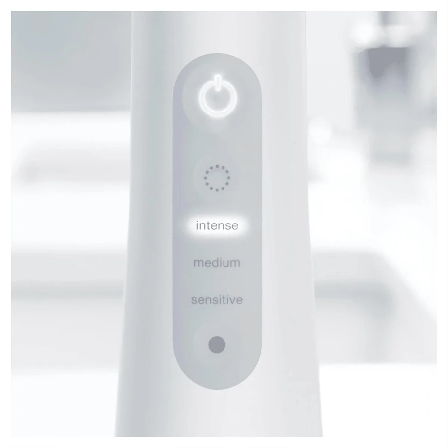 Oral-B AquaCare Pro-Expert Series 6, irrigator with OxyJet technology