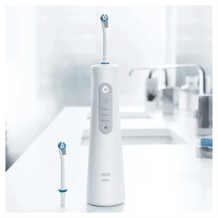 Oral-B AquaCare Pro-Expert Series 6, irrigator with OxyJet technology