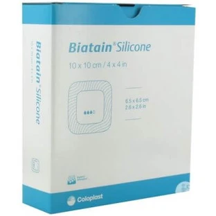 Biatain Polyurethanschaumverband mit leichtem Silikonkleberand 10x10 cm 10 Stück