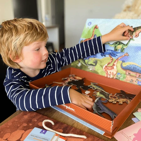 Educational magnetic game - All about Dinosaurs