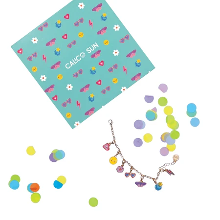 Set cadou bratara si charmuri - Calendar pentru sarbatorit evenimente - Cool To Be Kind