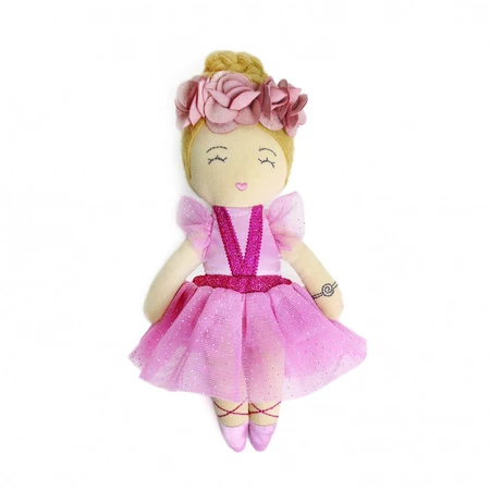 Ballerina pop Carmen, Svoora