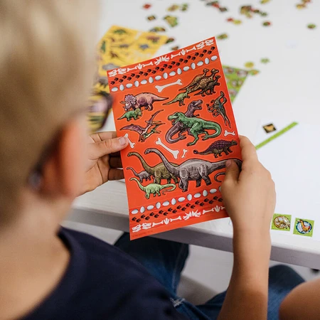 Súper set de pegatinas de dinosaurios
