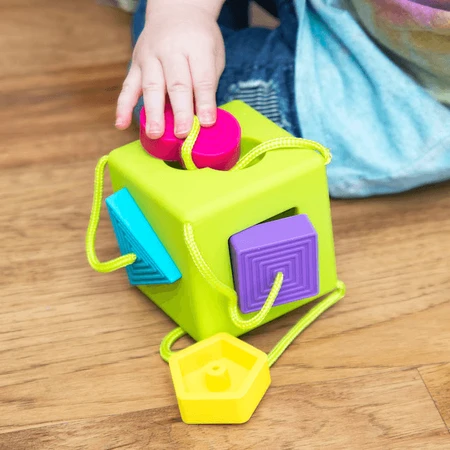 OombeeCube - Educatieve zintuiglijke kubus met siliconen vormen