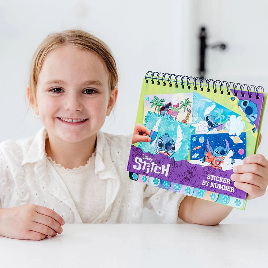 Lilo und Stitch Kreativset mit Aufklebern, aufgeklebten Zahlen