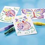 Creative drawing set with sandpaper and spray crayons