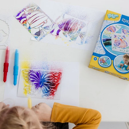 Creative drawing set with sandpaper and spray crayons