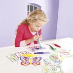 Creative drawing set with sandpaper and spray crayons