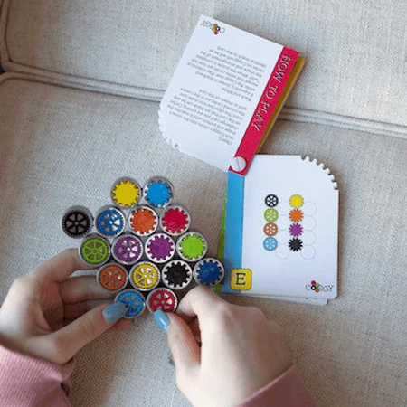 Coggy - Puzzle magnético educativo con 16 piezas de metal