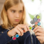 Coggy - Puzzle magnético educativo con 16 piezas de metal