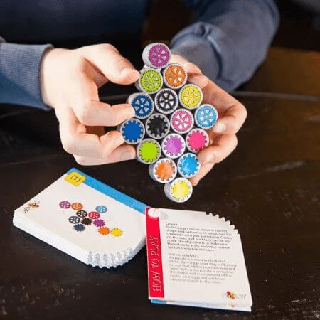 Coggy - Puzzle magnético educativo con 16 piezas de metal