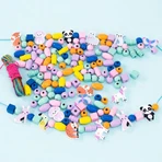 DIY creative kit - necklaces and bracelets with wooden beads - 12 woodland animals