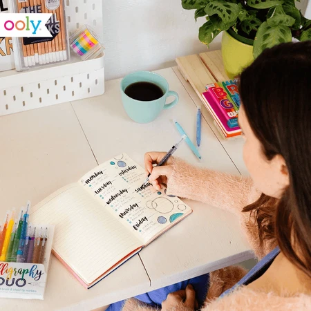 Crayones caligráficos dobles Duo, estuche de 12