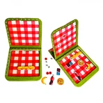 Picnic game with intruders, Svoora
