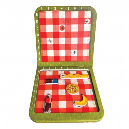 Picnic game with intruders, Svoora