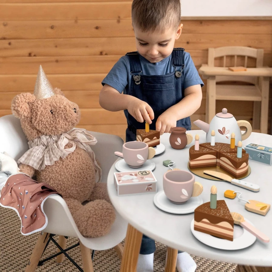 Tea set in suitcase, Speedy Monkey
