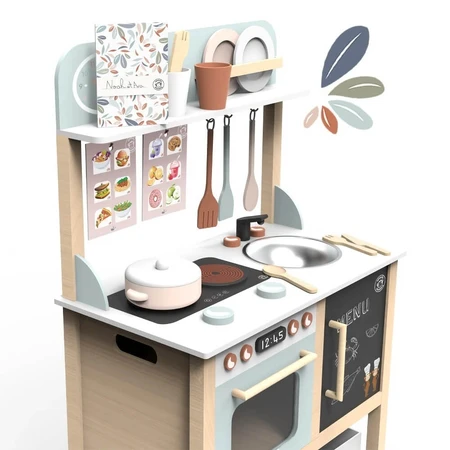 Wooden kitchen, Speedy Monkey