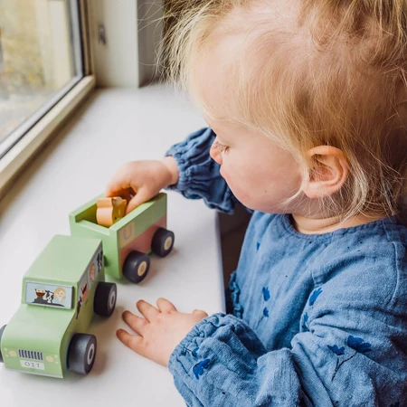Holztransporter für den Transport von Nutztieren, Orange Tree Toys