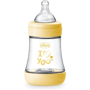 CHICCO Plastic Bottle With Silicone Nipple For 0+ Months 150ml