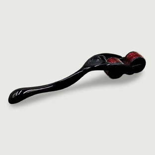 Double Spiked Roller With Curved Handle - Black