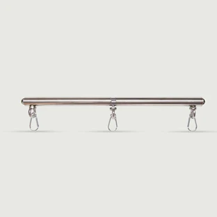 Adjustable Metal Spreader Bar With 3 D Rings - Silver