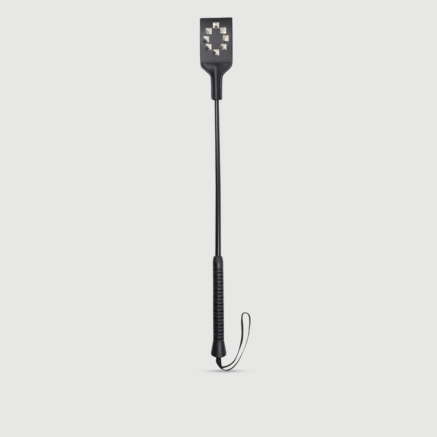 Quadratische Kopfbedeckung mit Metallnieten 53 cm- Schwarz