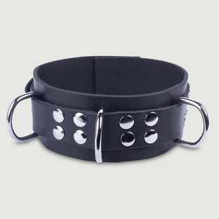 Collier en cuir ultra noir avec anneaux