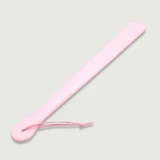Pala de cuero con bordes redondeados y cordón para la muñeca - Rosa