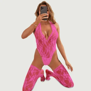 Halter V Ausschnitt Spitze Teddy mit Strümpfen - Rosa - Einheitsgröße