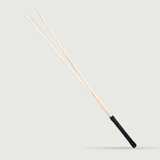 Double Bamboo Spanking Stock mit geprägtem Ledergriff - Schwarz