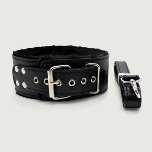 Halsband mit Leine und Innenfutter aus Fell - Schwarz