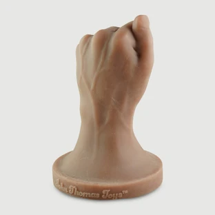 Closed Fist Medium Platinum Silicone Fisting Dildo 12,70 cm - Lichtbruin