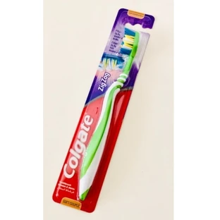Colgate Zig Zag soft toothbrush 1 piece.