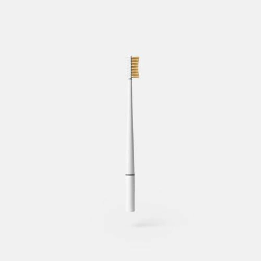 PIUMA Toothbrush with Vitamin C Medium PURE WHITE
