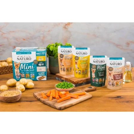 NATURO Mini, XS-S, Lachs und Reis, Beutel mit feuchtem Hundefutter, (im eigenen Saft), 150g