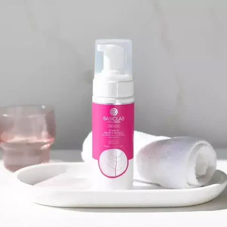 BasicLab Micellis, beruhigender Reinigungsschaum für vaskuläre und empfindliche Haut, 150 ml