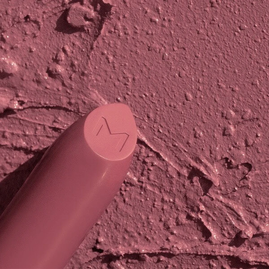 Madara Velvet Matte Cream Lipstick, rouge à lèvres mat avec un fini satiné, Cool Nude, 3.8 g