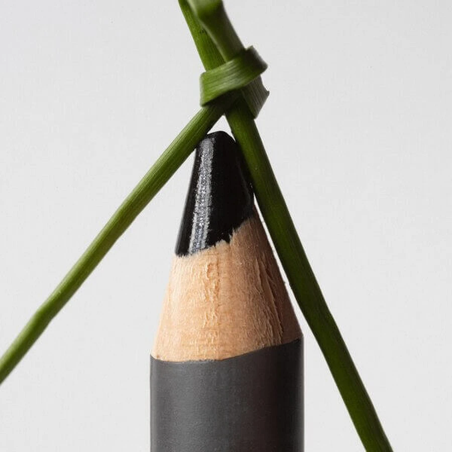 Madara The Eye Pencil, lápiz de ojos, negro, 1 g