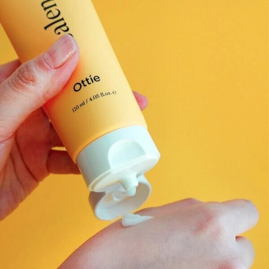 Ottie Calendula, enzymatic face scrub with calendula, 120 ml