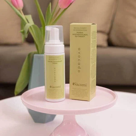 Nacomi Rich&amp;Comfy Regeneración, Espuma limpiadora facial de aguacate, 150 ml