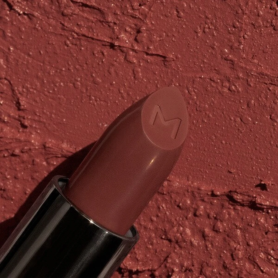 Madara Velvet Matte Cream Lipstick, barra de labios mate con acabado satinado, Warm Nude, 3,8 g