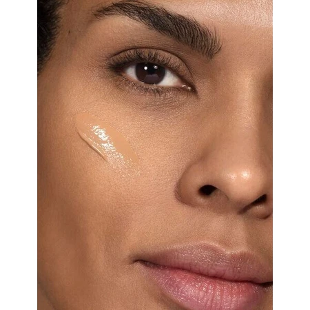 Madara, Skinonym, Imprimación péptida semimate, #55 Arcilla, 30 ml