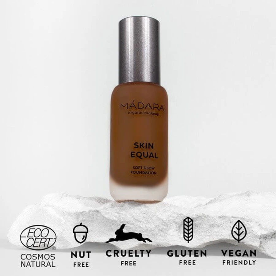 Madara Skin Equal, Soft Glow Foundation SPF15, foundation, Mocha 100, 30 ml.
