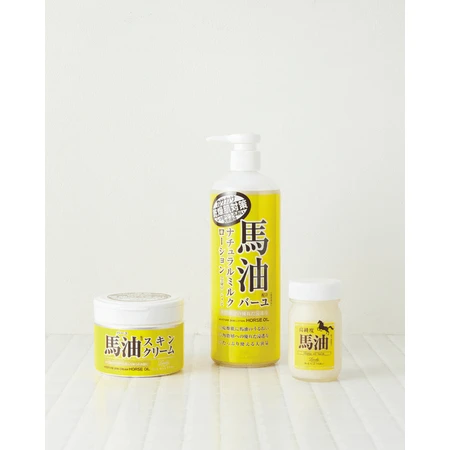 Loshi Moist Oil Natural Milk Lotion, moisturizing body milk with horse oil, 485 ml