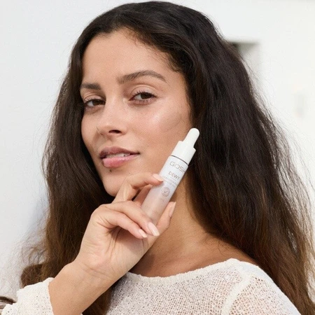 Gosh Dewy Foundation Drops, aufhellende Foundation-Tropfen SPF 15, 002 Porzellan, 12 ml.